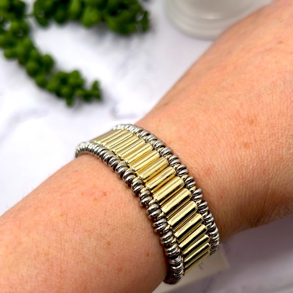 NWT French Connection Mixed Metal Stretch Bracelet. - Picture 5 of 7